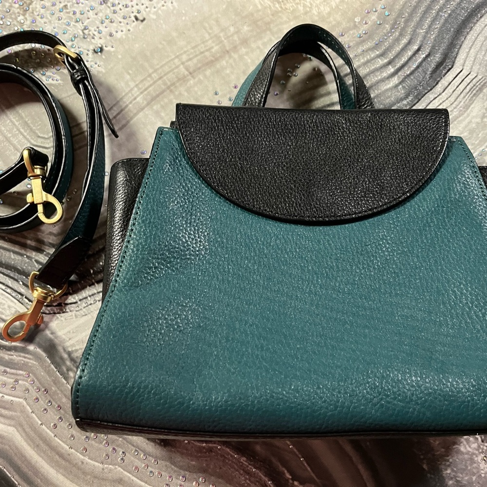 Kate Spade Saturday Handbag - Picture 4 of 9